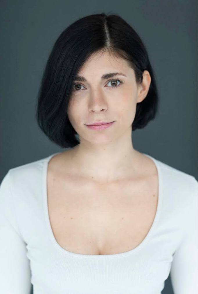 Анна Лаврова